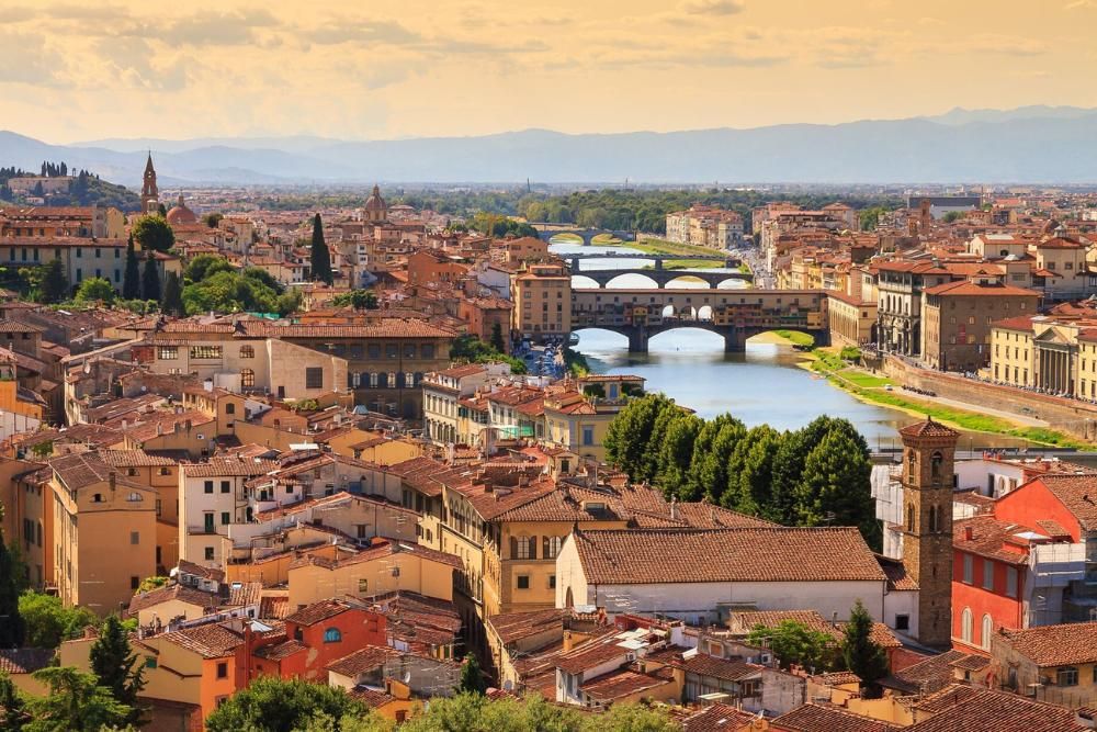 5 destinasi solo traveling Eropa, termasuk Italia dan Denmark