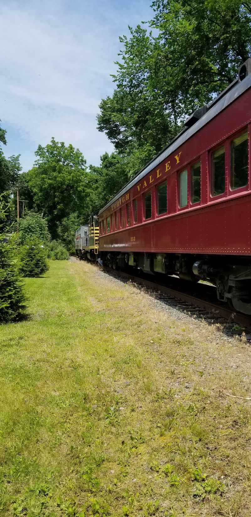 Ride Pennsylvania’s historic train through the scenic Pocono Mountains
