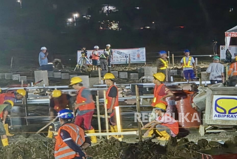 Brantas Abipraya Bantu Warga Aceh Tamiang Bangun Huntara