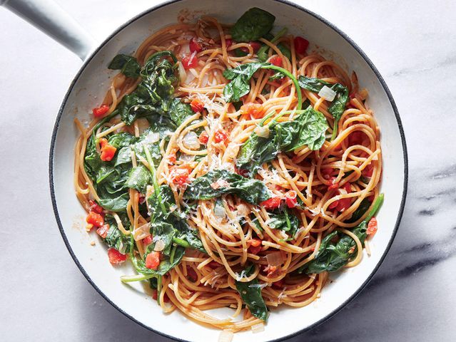 One-Pot Pasta With Spinach and Tomatoes in a pot