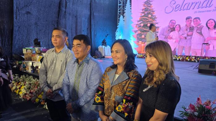 Gubernur Yulius Selvanus Gelar Open House di Kakas Saat Natal Kedua