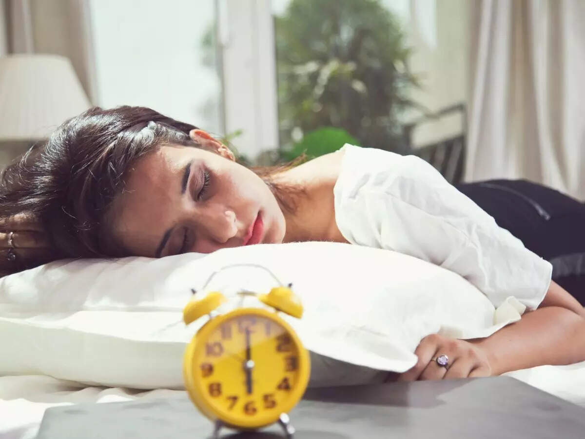 How micro-naps can change the productivity game for 9-6 office goers