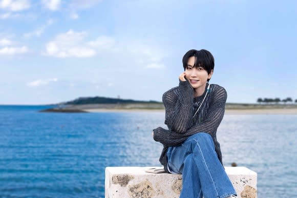 SUPER JUNIOR イトゥク、冬の沖縄を満喫!「イトゥクのひとり旅」新