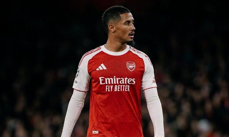 William Saliba: Arsenal Harus Belajar dari Kekalahan Carabao Cup Sebelum Hadapi Chelsea