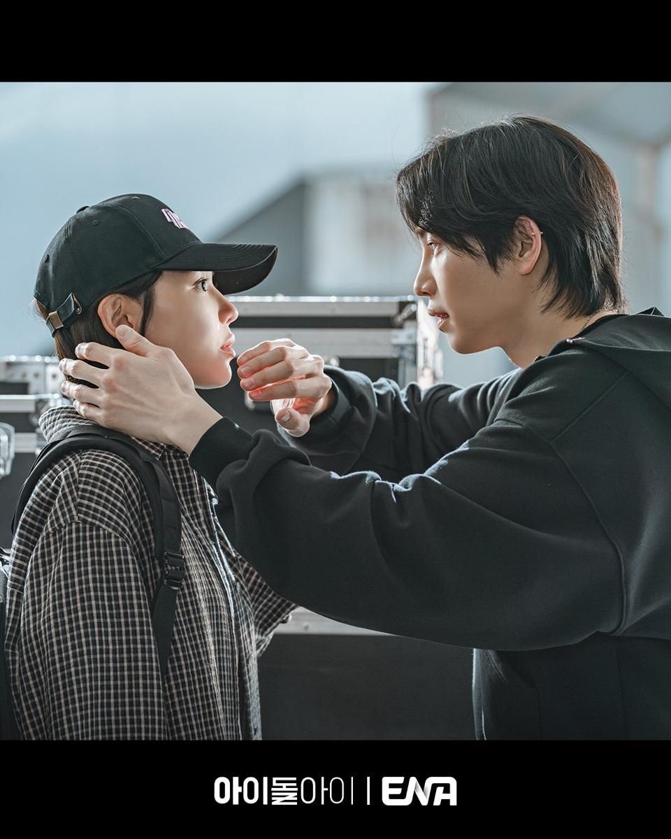 7 penderitaan Chung Jae jadi second lead di drakor Idol I, menyedihkan!