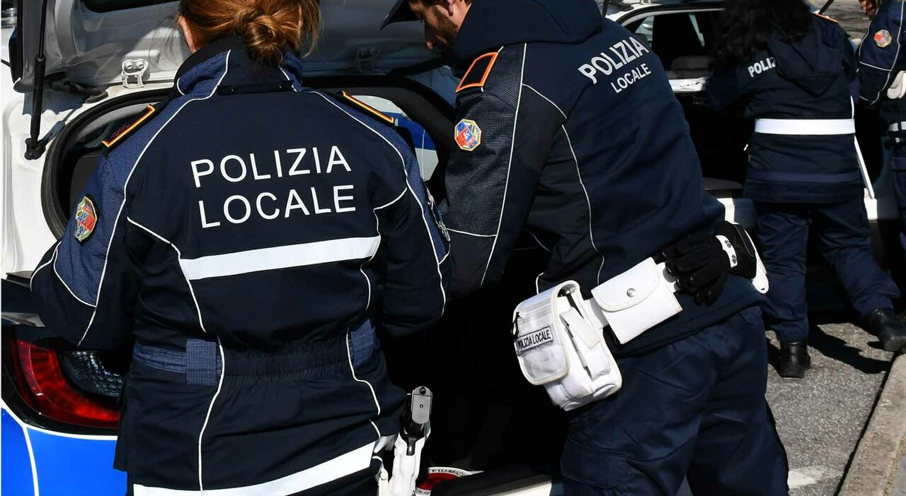 Roma, investita da un'auto mentre attraversa la strada: 86enne muore ai ...