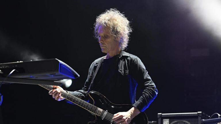 Addio a Perry Bamonte, storico chitarrista e tastierista dei The Cure