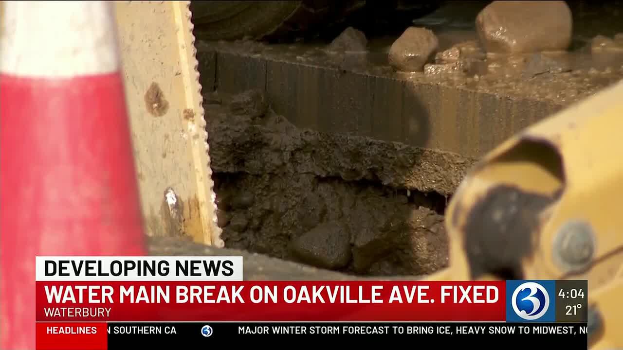 Crews repair water main break in Waterbury