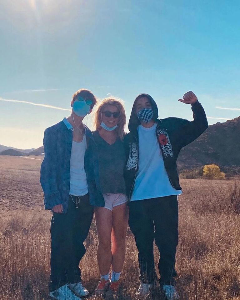 Britney Spears Instagram Britney Spears con sus hijos, Sean Preston y Jayden James Federline en 2021.