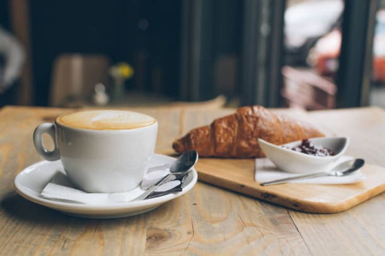 Hanya Kopi? 5 Kafe Hits Jakarta dengan Rasa Juara dan Nuansa Ikonik yang Memikat Ribuan Pengunjung