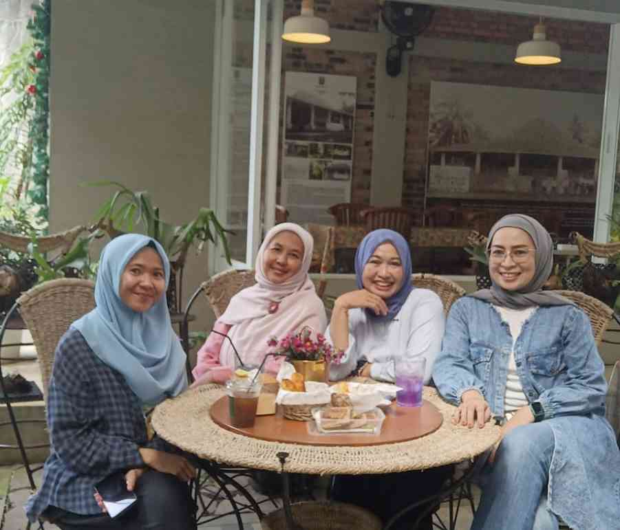 Temu tak terduga dengan blogger Bogor di Roemah Koffie Kahoeripan