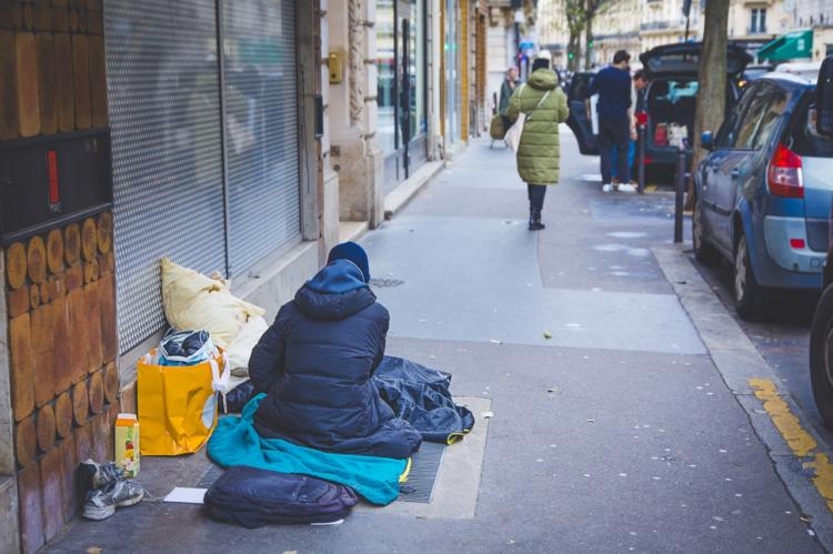 La mairie de Paris presse l’État de déclencher le plan grand froid