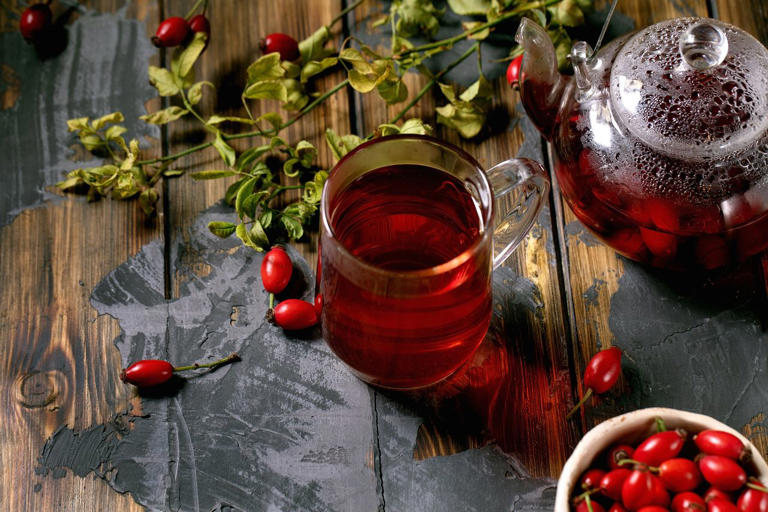 14 anti-inflammatory teas to soothe your body naturally