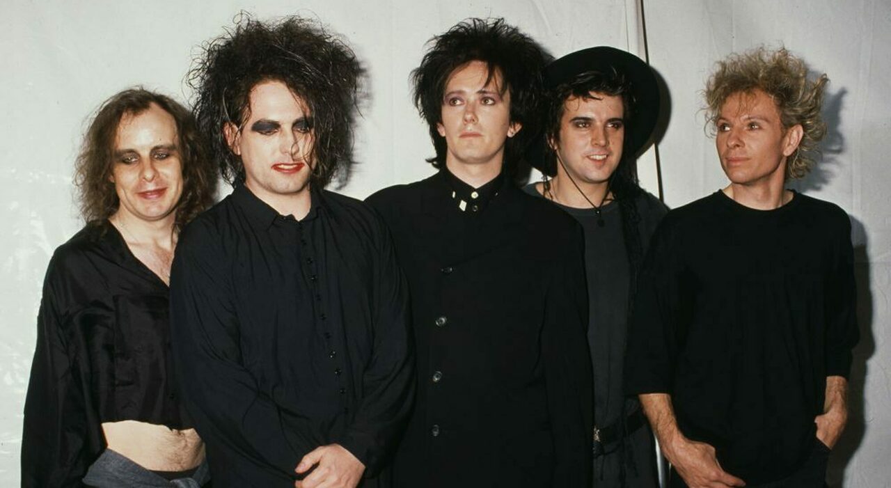 Perry Bamonte, morto il chitarrista dei The Cure: stroncato da una ...