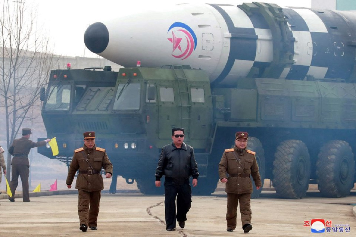 Kim Jong Un Dorong Produksi Rudal Korut