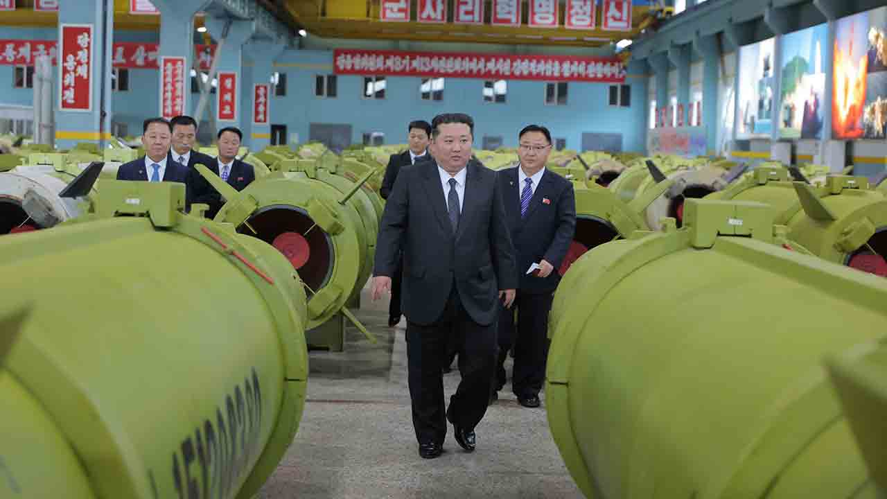Korea Utara Percepat Produksi Rudal KN-23 Usai Inspeksi Kim Jong Un