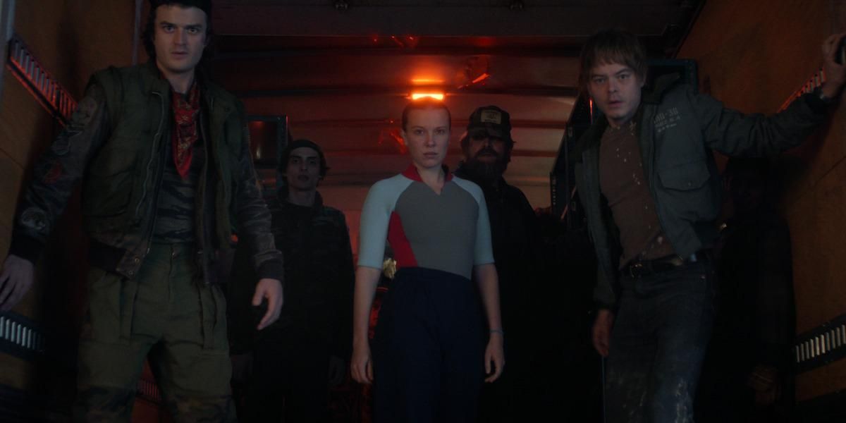 Apakah Eleven benar-benar mati di ending Stranger Things season 5?
