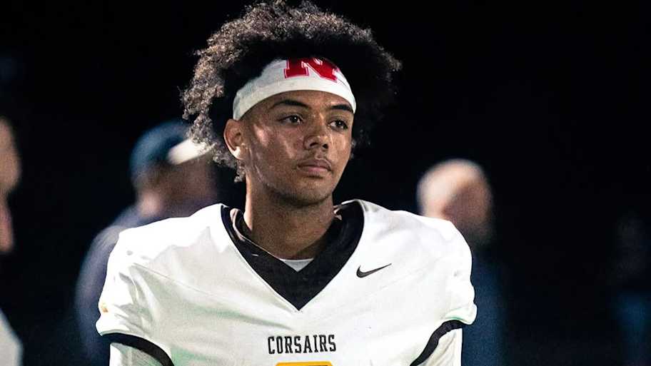 Nebraska football commit Trae Taylor gives back to children in his area