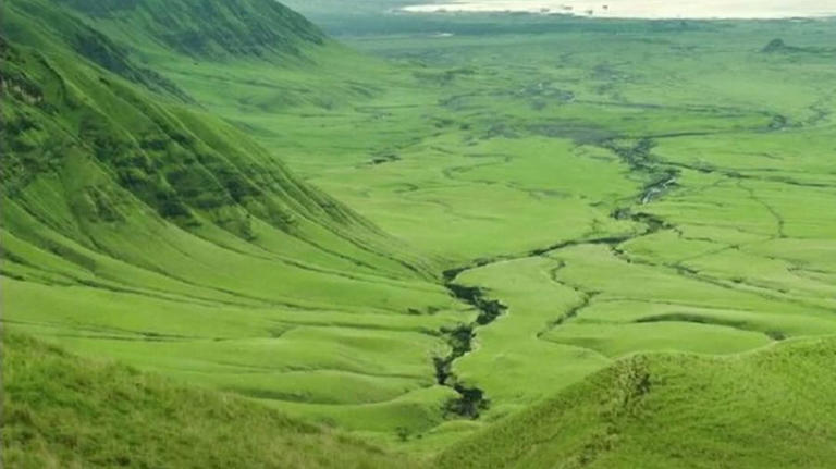 Se estima que la fractura tectónica en el sistema Rift de África ...