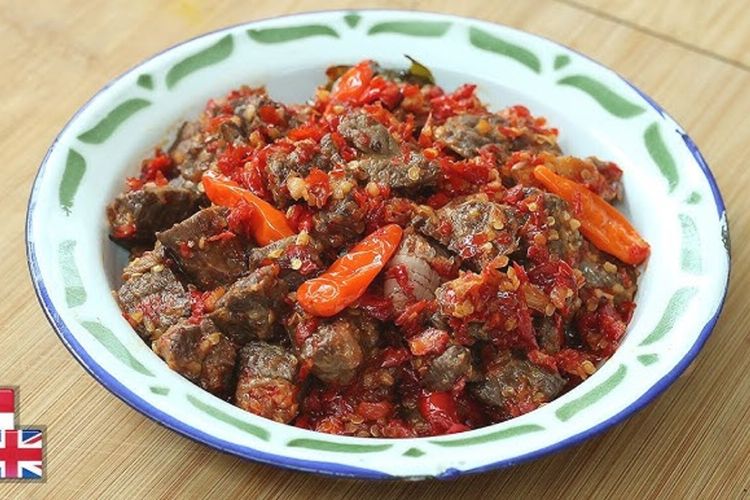 Bumbu meresap sempurna: sambal paru pedas gurih ala rumahan dari Devina Hermawan