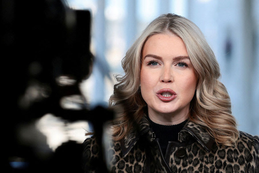 Karoline Leavitt announces she is pregnant with her second child<br>