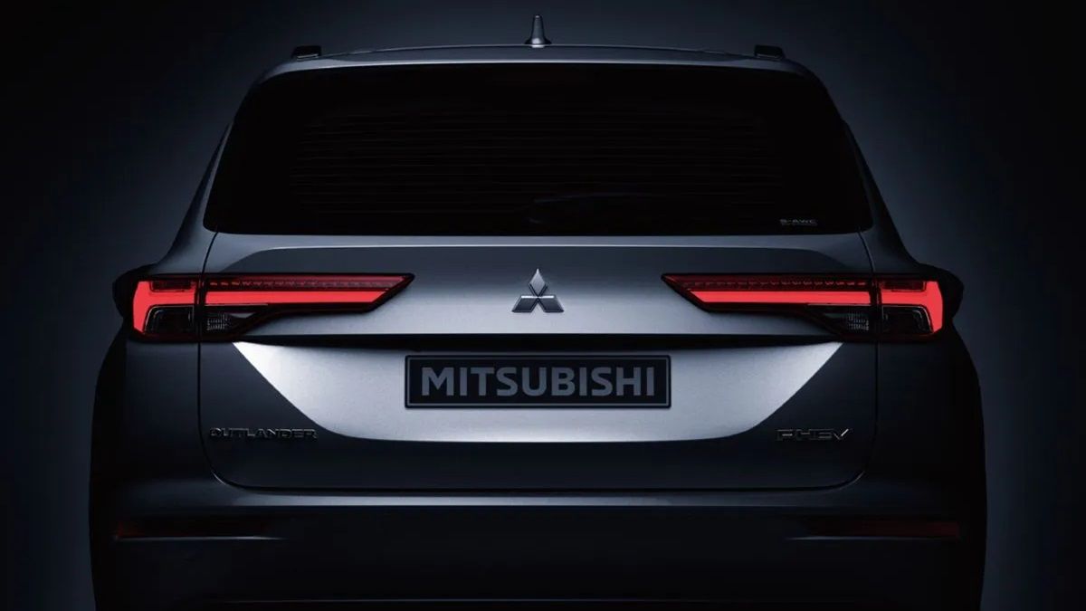 Mitsubishi Outlander PHEV 2025: SUV Hemat Energi Listrik dan Bensin