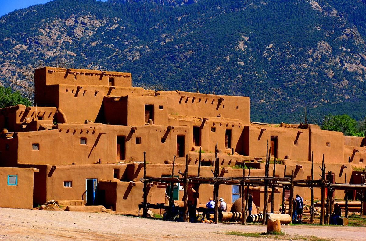 5 Fakta Menarik Bangunan Taos Pueblo, Permukiman Kuno yang Masih Dihuni