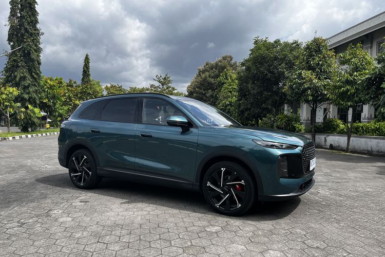 Coba Chery L8: Pengalaman Mengemudi SUV PHEV Terbaru