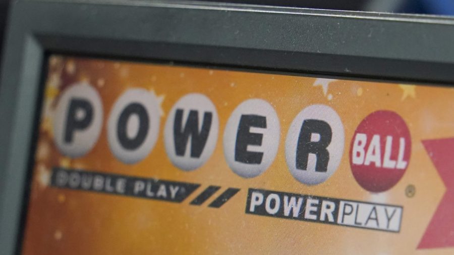 How much money will the $1.8B Powerball winner actually bring home?<br>