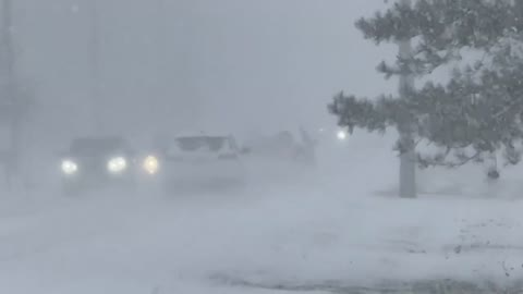 US: Powerful winter storm hits upstate New York under state of emergency