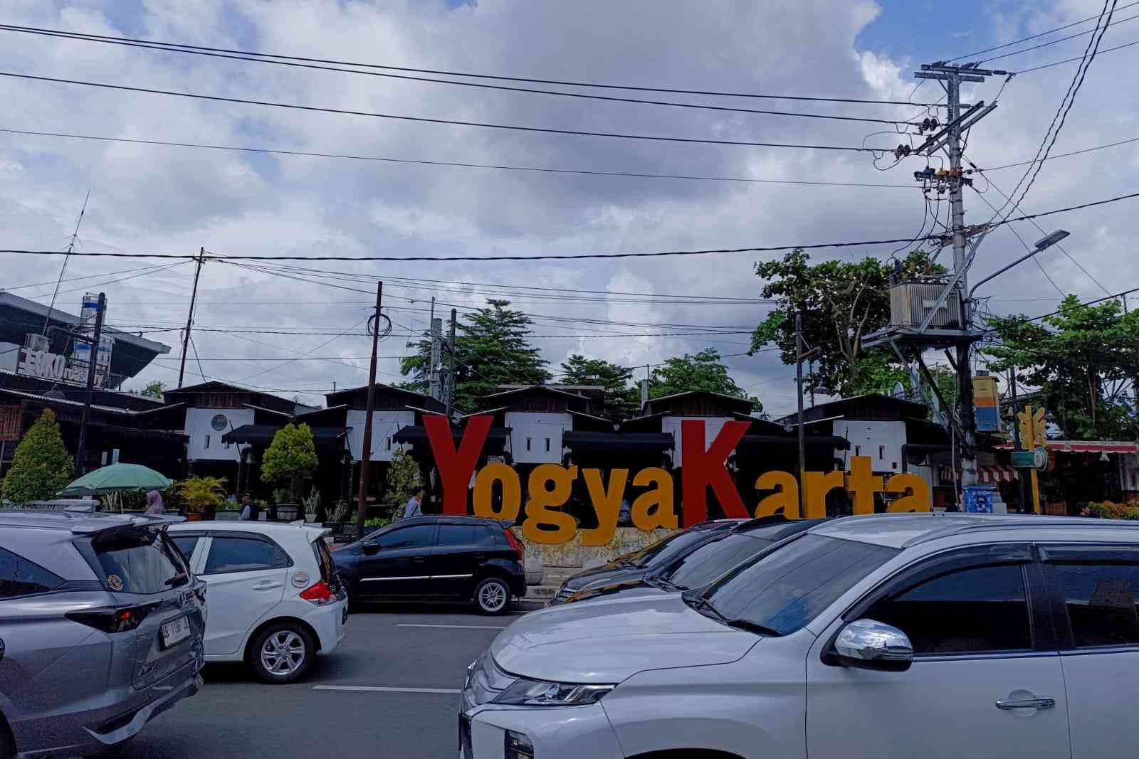 Menemukan Jogja Asli Tanpa Keramaian