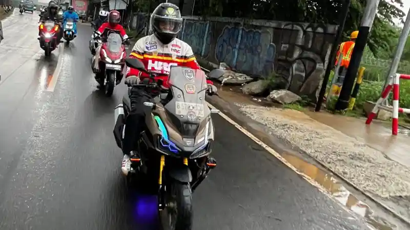 Honda ADV Indonesia Jakarta Raya Chapter Gelar Touring Akhir Tahun ADV160 Jelajah Misteri