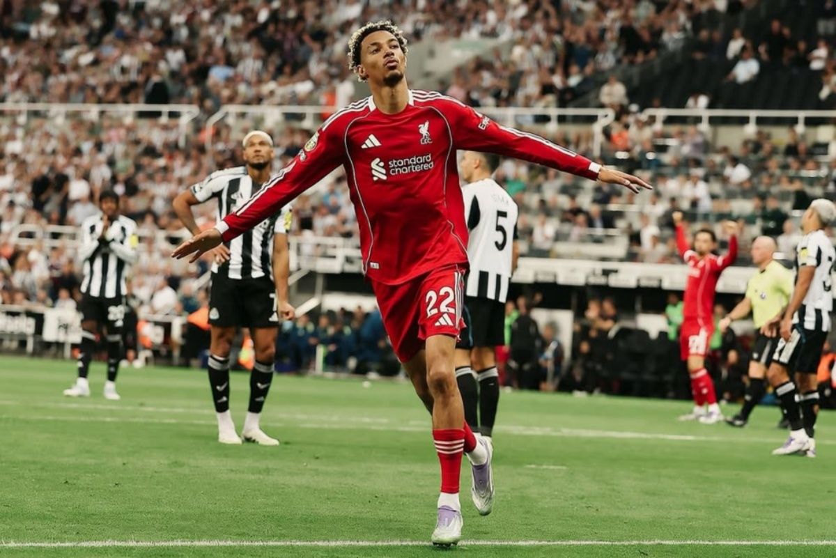 Arne Slot bicara panas, performa Ekitike jadi senjata rahasia Liverpool