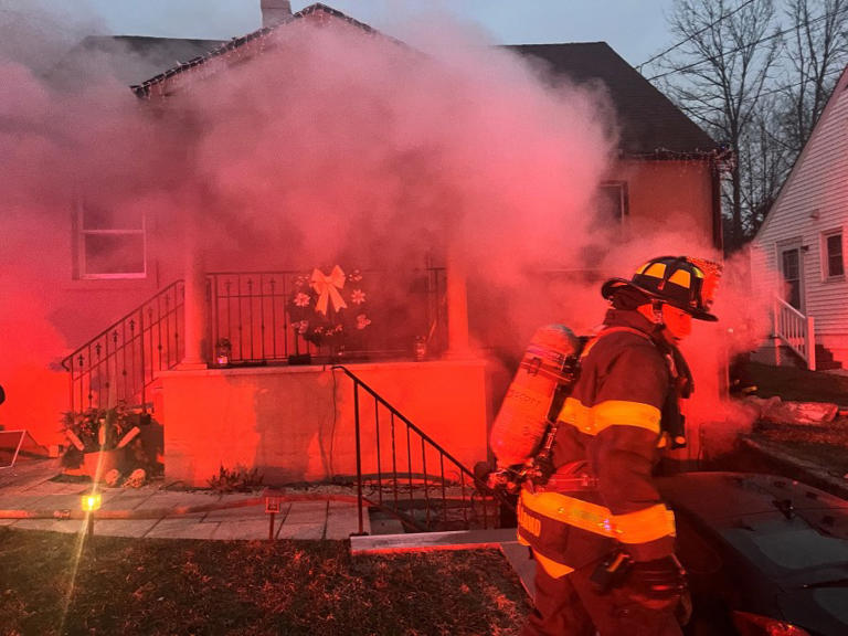 Dog rescued, 3 displaced after house fire in Norwalk
