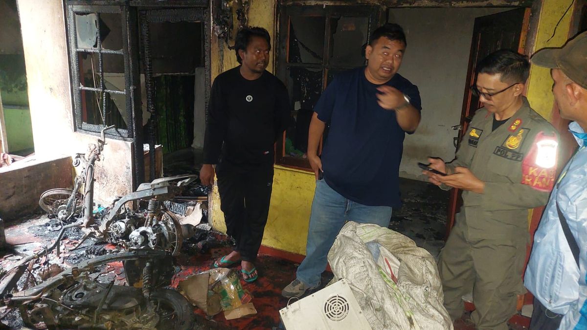 Kunjungi Korban Kebakaran Kos-kosan Pataruman, Beri Bantuan dan Dukungan Pemerintah