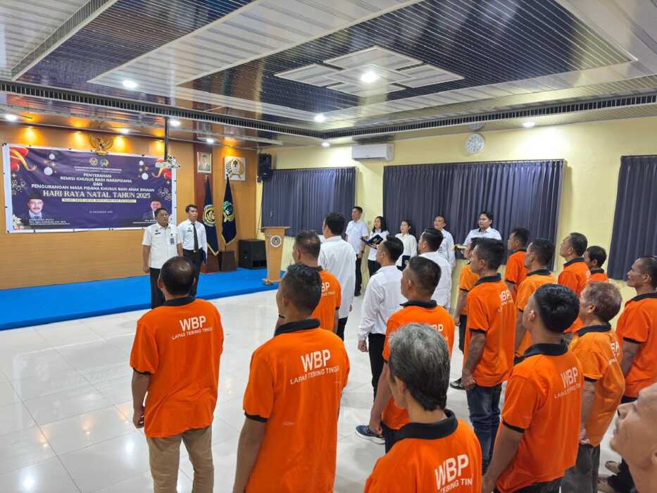 61 Tahanan Lapas Tebingtinggi Dapat Remisi