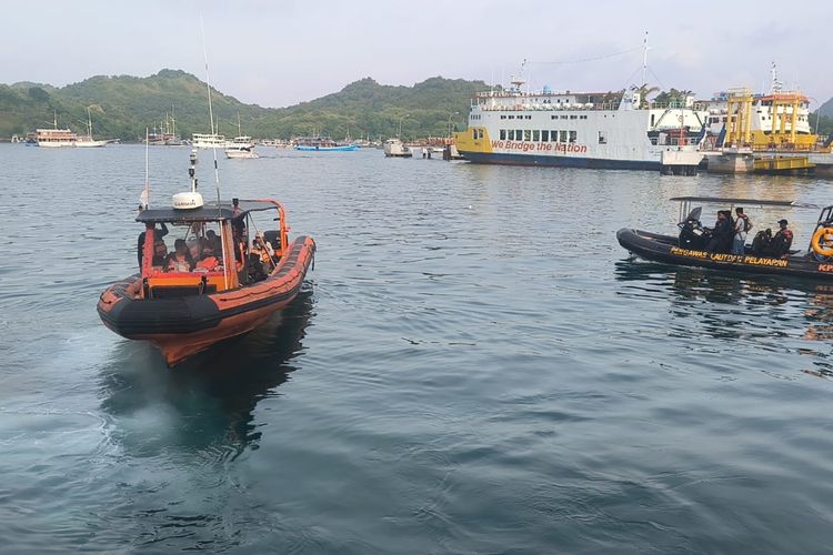 Kapal Wisata Tenggelam, 4 WNA Spanyol Hilang di Pulau Padar