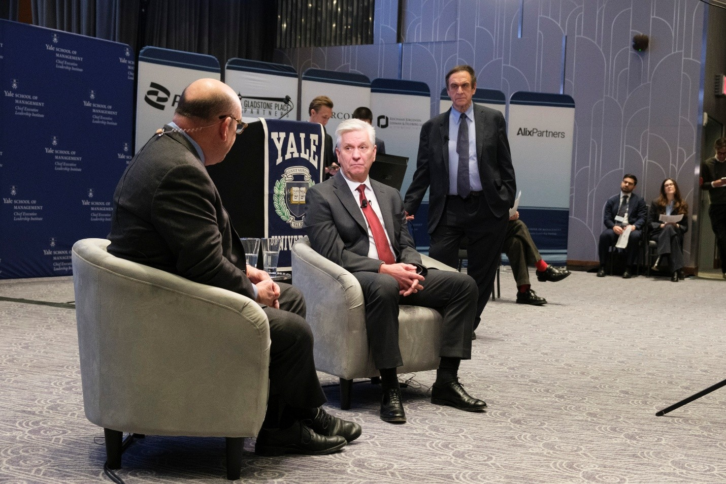 Why over 80% of America’s top CEOs think Trump would be wrong not to pick Chris Waller for Fed chair<br><br>