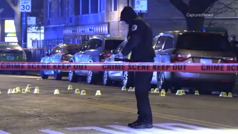 Man shot to death in Uptown, Chicago police say