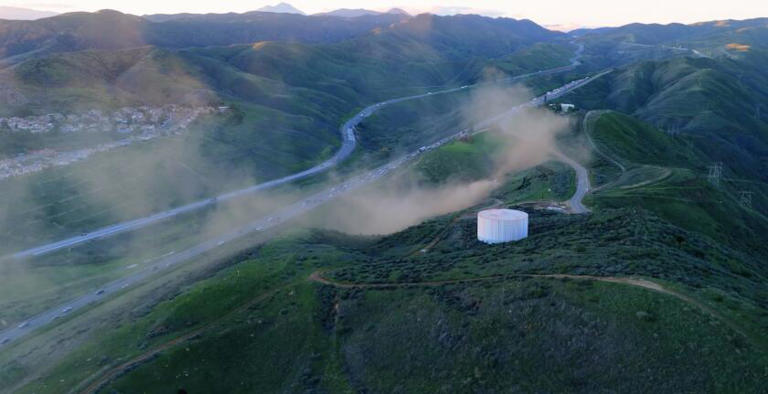 Gas line rupture in Castaic prompts 5 Freeway closure, shelter-in-place ...