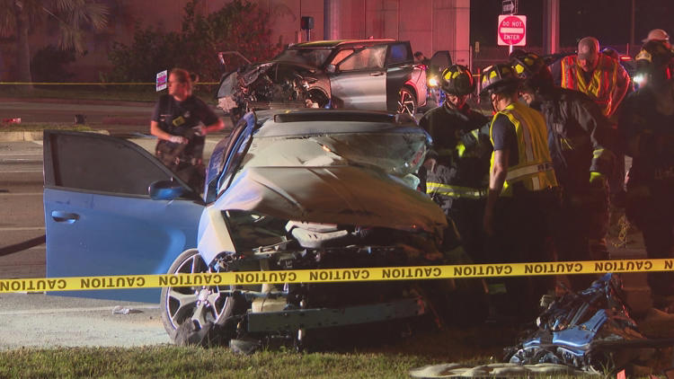Police: 1 dead, 4 injured in St. Pete crash involving speeding vehicle