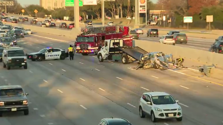 Person resuscitated after rollover crash on US 75 in Richardson