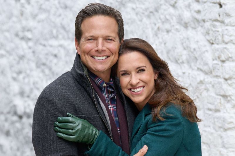 7 weird rules Hallmark movies always follow