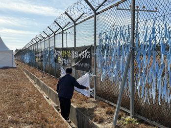 A year after the Jeju Air disaster, Muan Airport remains home for one man grieving loss of his family<br>