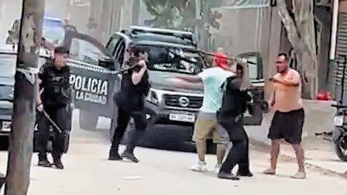 Procesaron al policía acusado de matar a un hombre en Villa Lugano ...