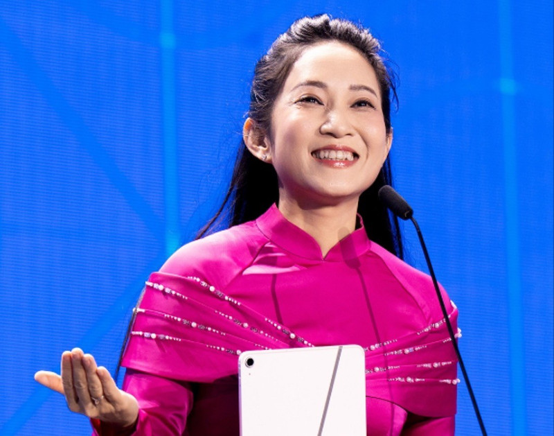 Phương Mỹ Chi, Hieuthuhai hát ở lễ hội đón năm 2026 diễn ra 5 ngày liên tiếp