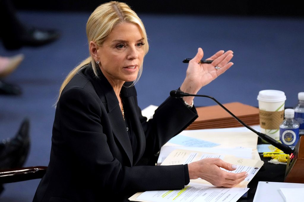 DOJ requests delay in returning deported Venezuelans to US after Maduro arrest<br><br>