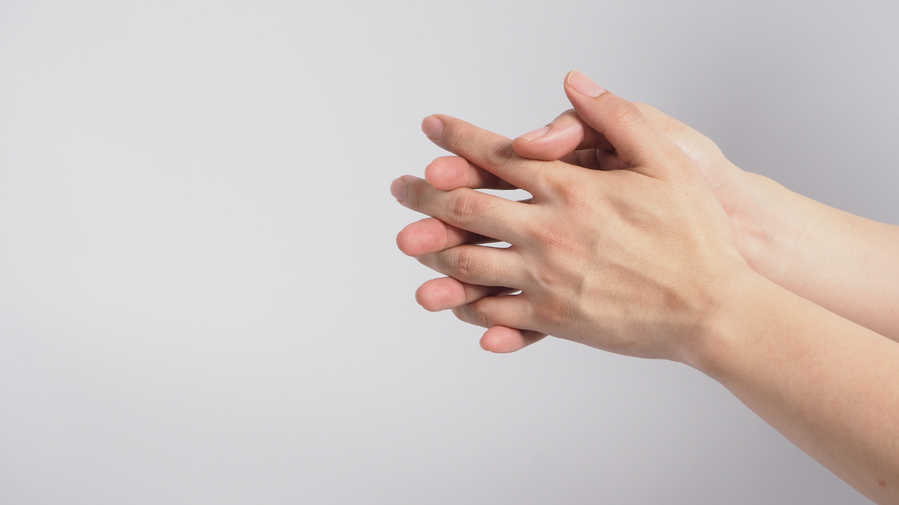 4 simple exercises to refresh tired eyes and improve vision