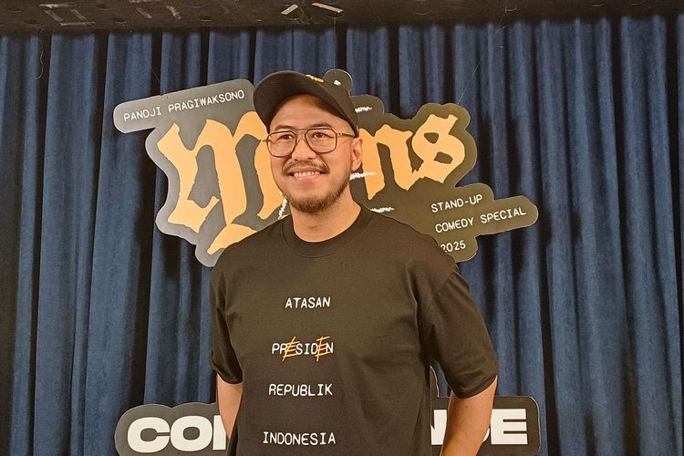 Saat "Mens Rea" Pandji Pragiwaksono bikin gerah, berujung laporan polisi dan somasi