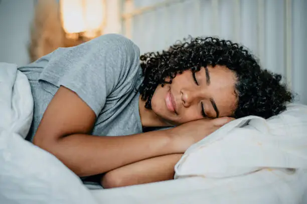 Dormir bem é essencial para manter uma rotina ativa, indica pesquisa